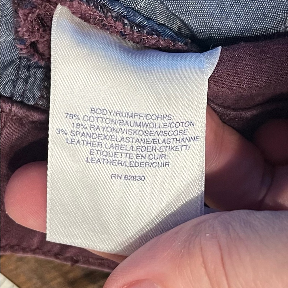 Lands’ End size 12 Tall burgundy jeans - Picture 7 of 8